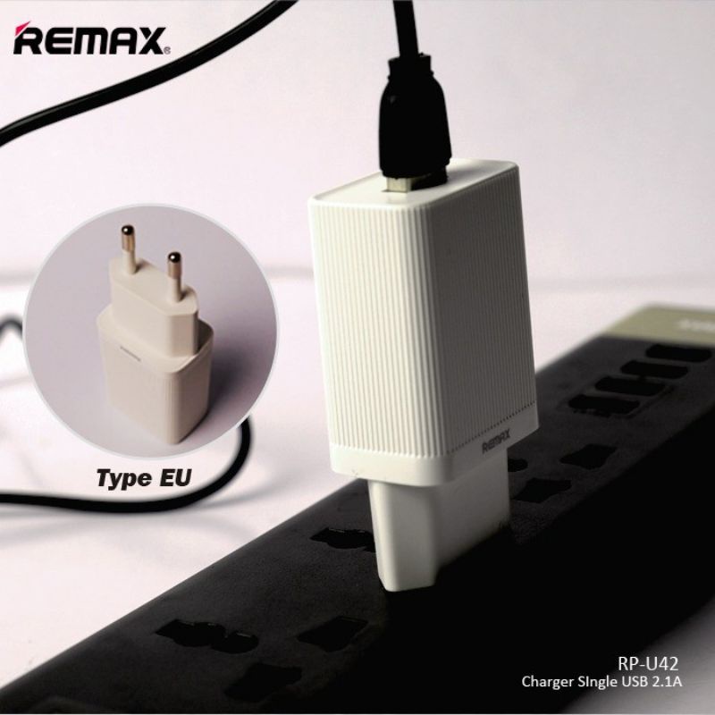 Củ sạc điện thoại REMAX RP-U42 dòng sạc 2.1A thiết kế nhỏ gọn sạc an toàn ổn định bảo hành 3 tháng
