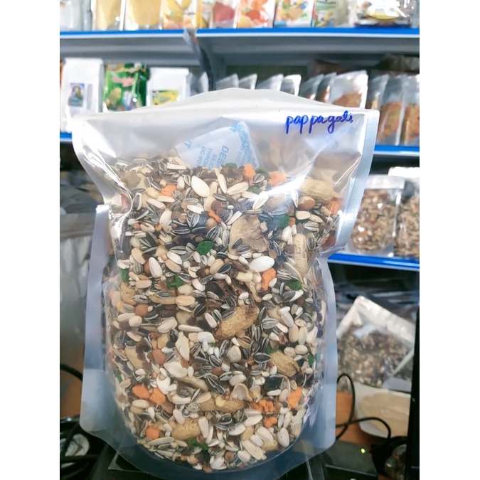 1kg Hạt trộn cho vẹt trung/ vẹt lớn PAPPAGALI của Manitoba (Ý) cho macaw, xám, amazon,...