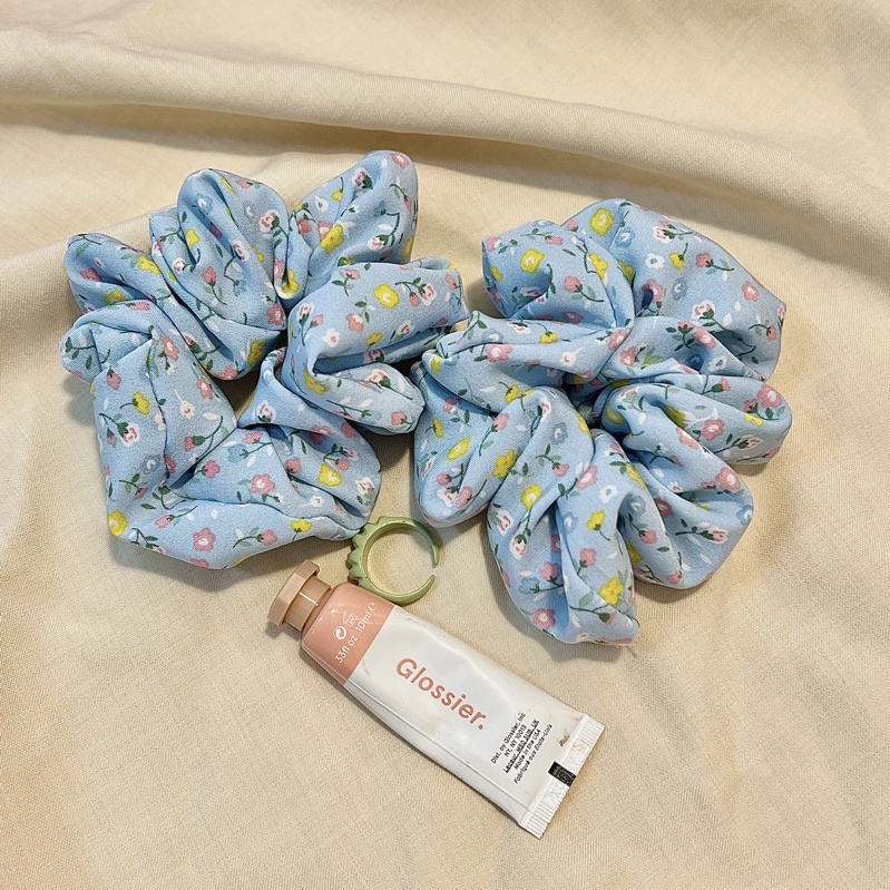 Dây cột tóc scrunchies