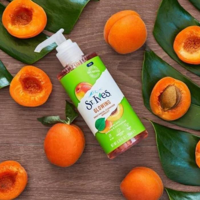 Sữa rửa mặt St.Ives trái mơ tươi mát 200ml