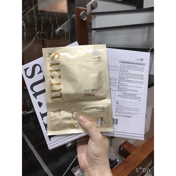 MẶT NẠ NƯỚC THẦN SUM STEP 3 MIẾNG GỒM SỮA RỬA MẶT, MẶT NẠ NƯỚC THẦN VÀ KEM DƯỠNG DA