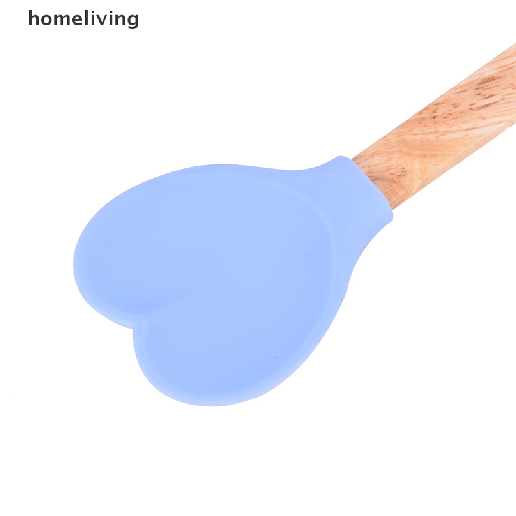 Muỗng Silicone Cán Gỗ Hình Trái Tim Tiện Dụng Khi Làm Bánh