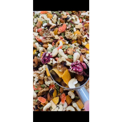 Granola siêu hạt Ngũ cốc Ăn Kiêng, Giảm Cân bổ sung dinh dưỡng, giữ vóc dáng  Thảo Mộc Đồng Quê 500G