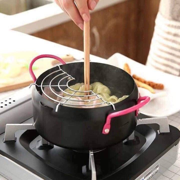 Nồi chiên lọc dầu  chống dính size 20 cm ( tặng kèm vỉ gác chảo)