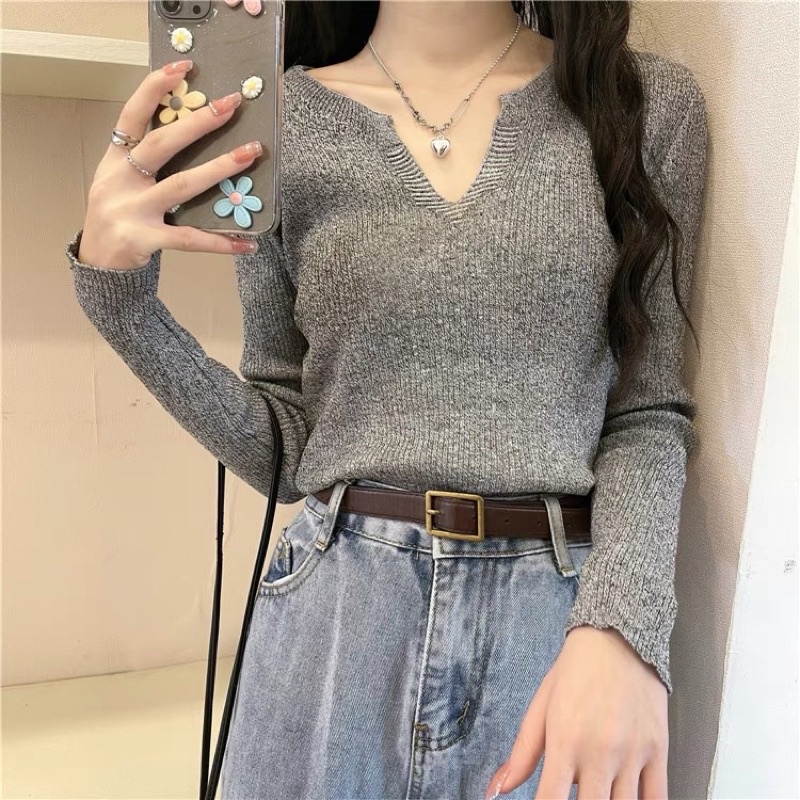 Top phụ nữ đầu mùa thu thiết kế cảm giác thích hợp áo phông 2021 mới ngắn tay cổ chữ V dài tay dệt kim hot girl | BigBuy360 - bigbuy360.vn