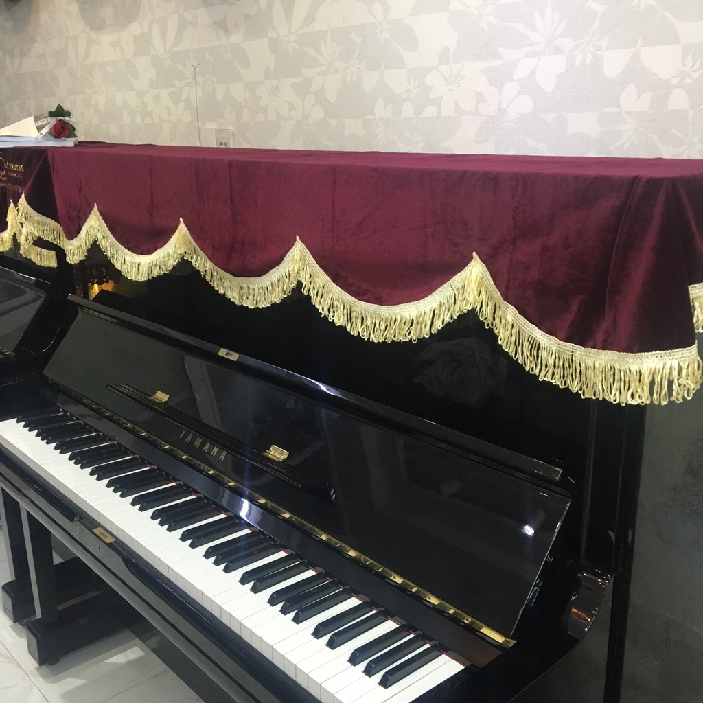 Combo khăn phủ đàn Piano nhung đỏ kèm vớ pedal