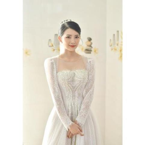 Váy cưới cao cấp chụp concept sang chảnh.