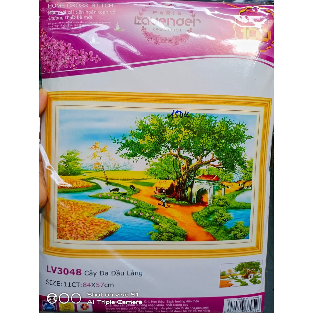 Tranh thêu phong cảnh đồng quê KT:84x57cm,tranh chưa thêu.Tặng kéo và xỏ chỉ.