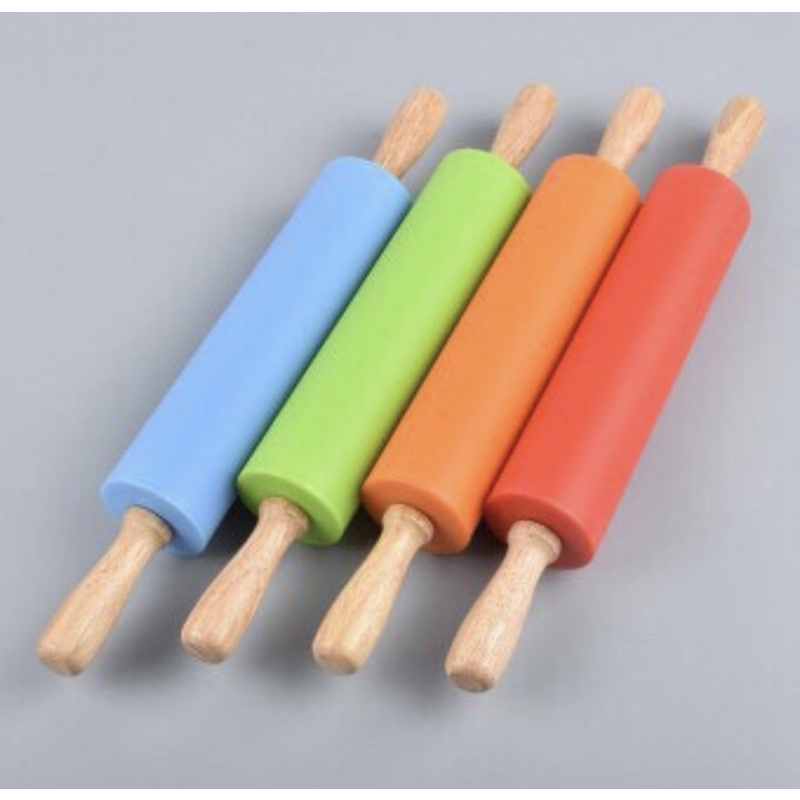 Cây Cán Bột Lăn Bột Silicon Tay Gỗ 30cm