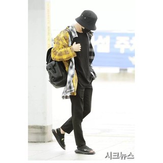 Mũ Đen Giống Suga