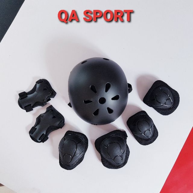 ⏩ QA SPORT cung cấp Combo bảo hộ X-game, gồm 1 Mũ bảo hiểm + cặp bảo vệ gối + cặp bảo vệ khuỷu tay + cặp bảo vệ bàn tay