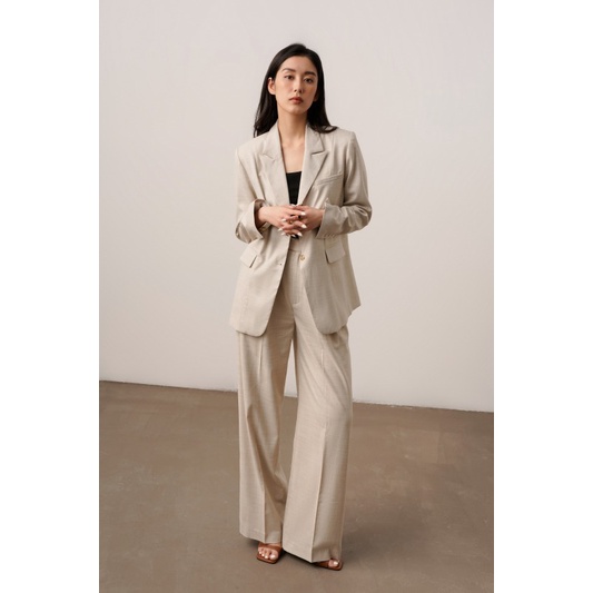 Áo khoác blazer nữ dáng rộng hai lớp dài tay 2 túi hai bên (Be)_MONOTALK 22T40008TK