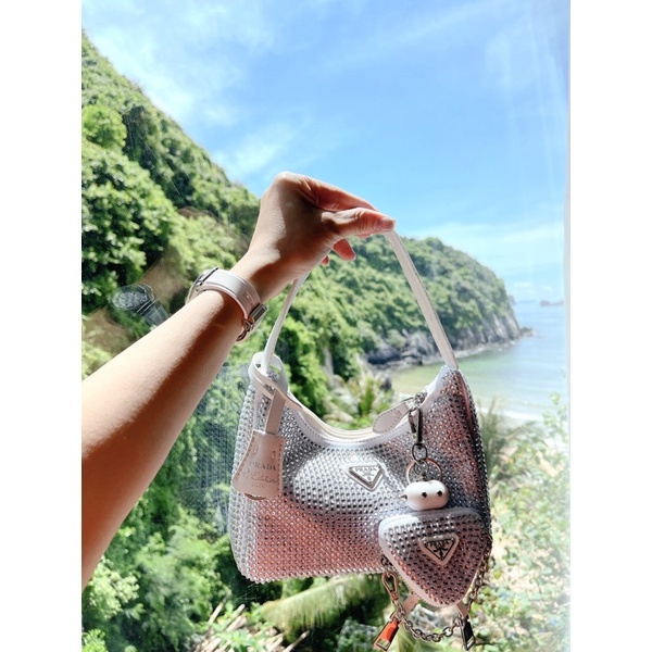 Túi Xách Prada Đá Kèm Bình Trắng Đen  -  By Anh Dinh Phuong