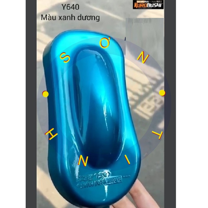 Sơn xịt Samurai Màu Xanh Dương. Mã Y640* (Dùng bạc 124 làm nền)
