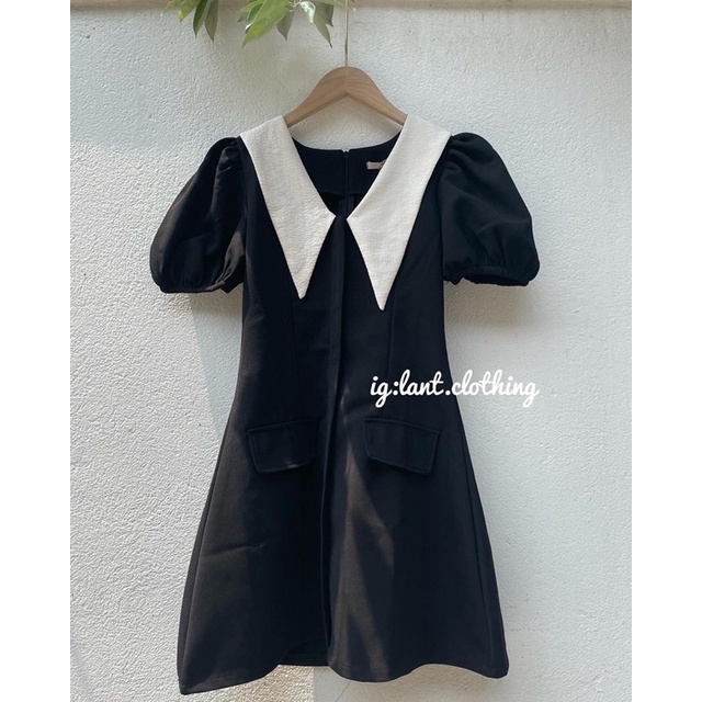 Váy cổ vạt nhọn pha trắng