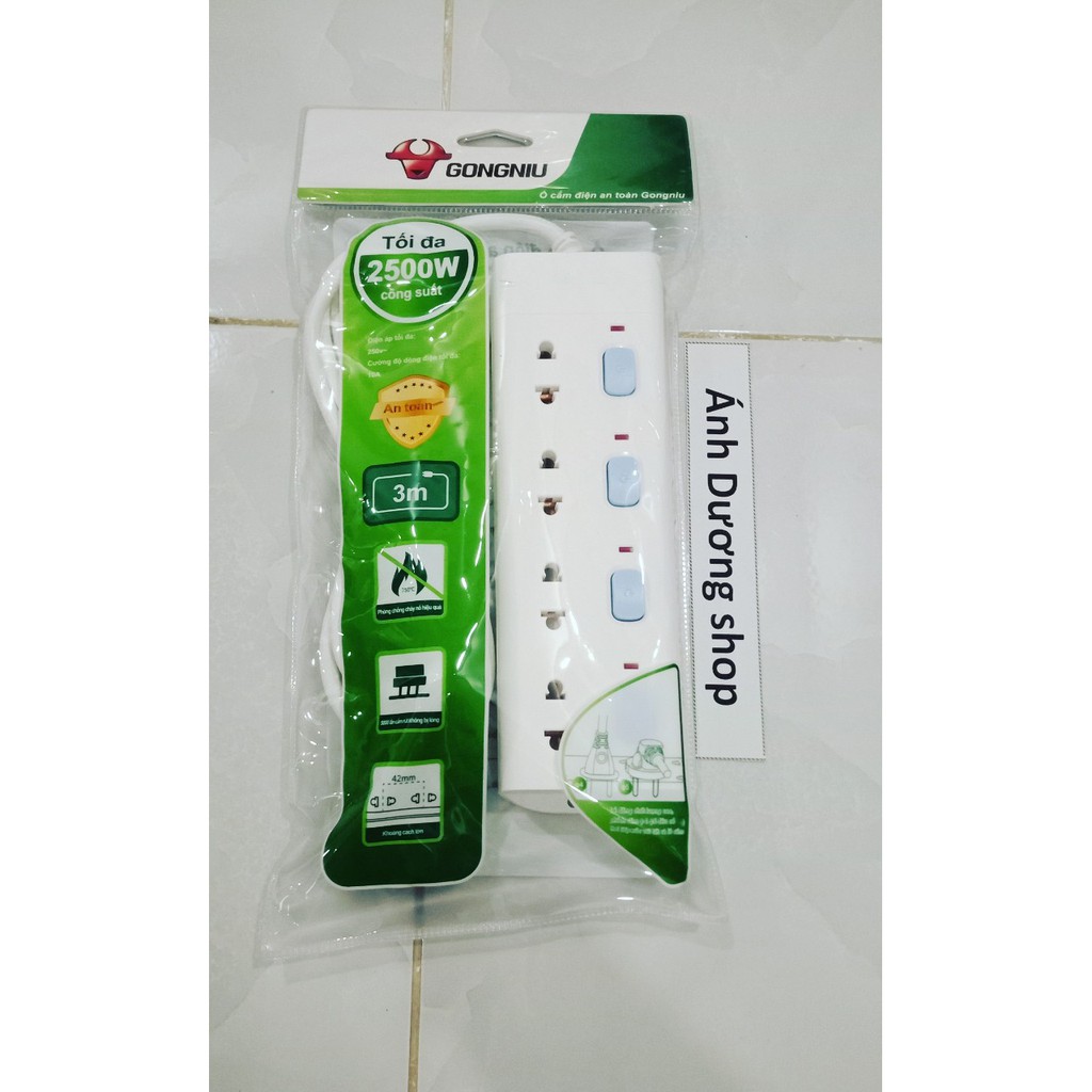 Ổ cắm điện Gongniu 3-5m (4 ổ 2 + 4 công tắc)