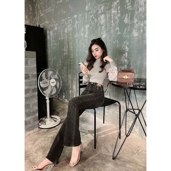 Quần jeans dài ống loe