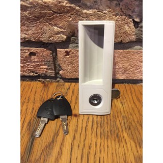 Khóa tủ có tay nắm âm Cyberlock 3262-98