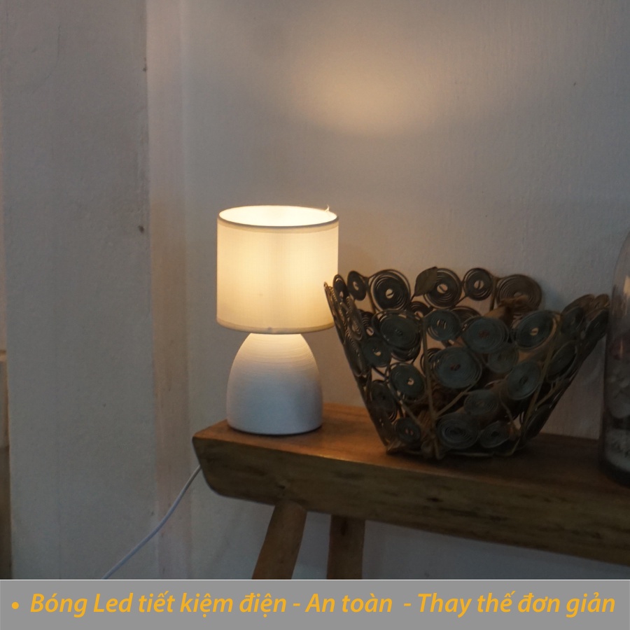 Đèn Ngủ Để Bàn Gốm Sứ HUTA Light For Life S2 Decor Phòng Ngủ, Điều Chỉnh Độ Sáng, Ánh Sáng Vàng, Thân Gốm Đất Nung