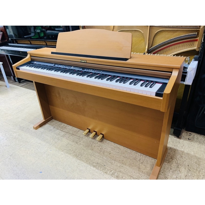ĐÀN PIANO ĐIỆN ROLAND HP103