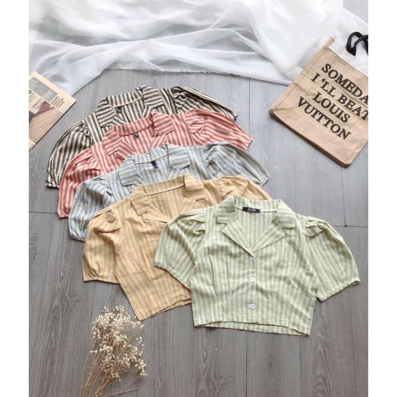 Áo croptop sọc cổ vest