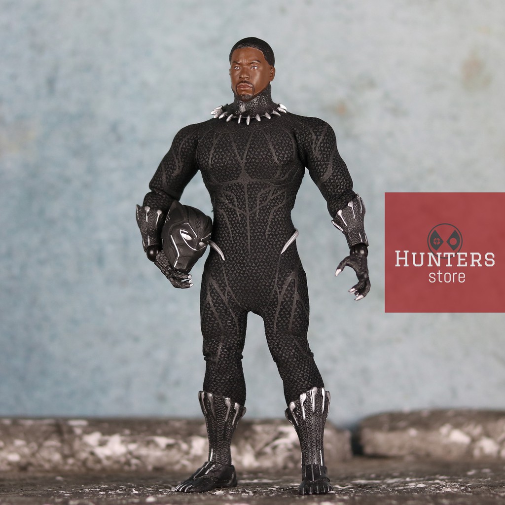 Mô hình Black Panther Mezco
