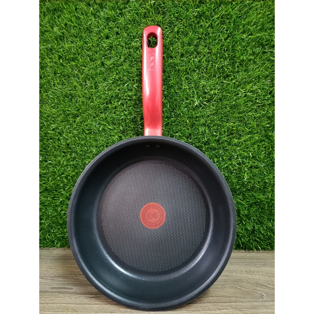 Chảo chiên Tefal  20cm, 24cm, 28cm, Đáy Phẳng, Nhôm Đúc nông lòng cao cấp