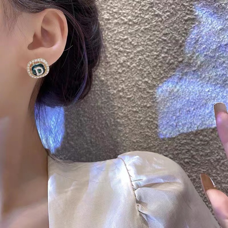 Bông Tai Mạ Bạc 925 Hình Chữ D Đính Ngọc Trai Sang Trọng Thời Trang