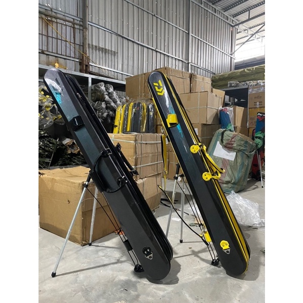 Bao đựng cần Daiwa cacbon cao cấp 2 ngăn 3 ngăng