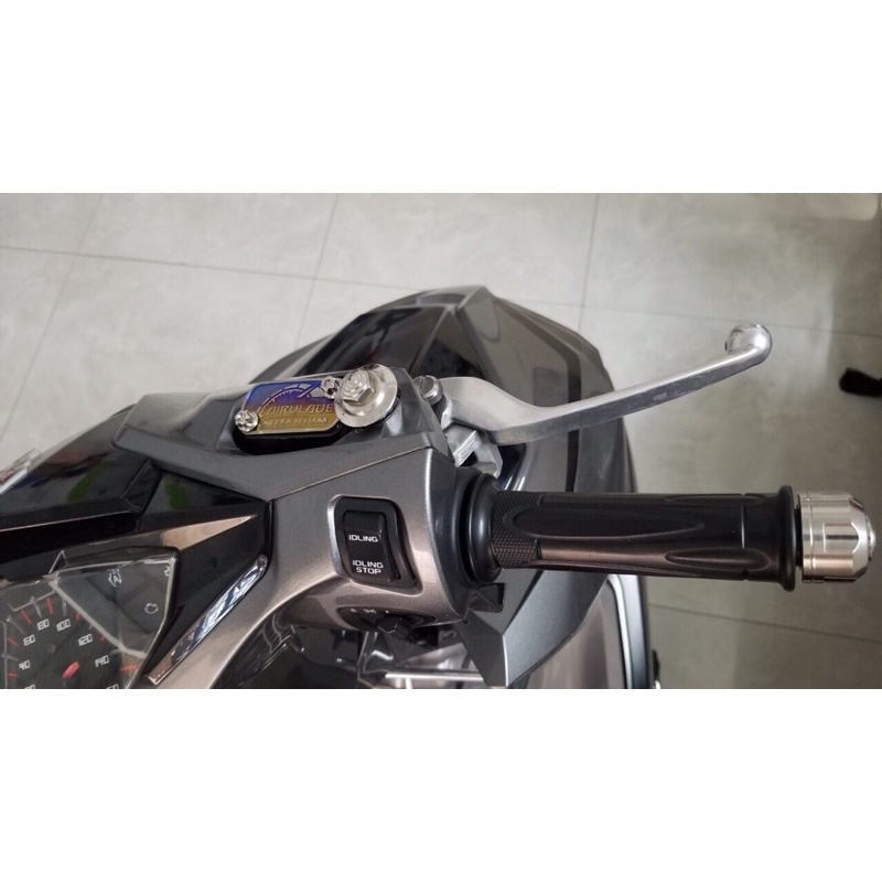 LC 12 - Tem Titan Nắp Dầu Các Dòng Xe Honda , Yamaha , Suzuki - Sài Gòn LC