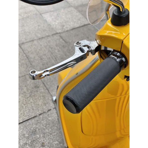 Bao tay xe Vespa êm ái đẹp sang chảnh