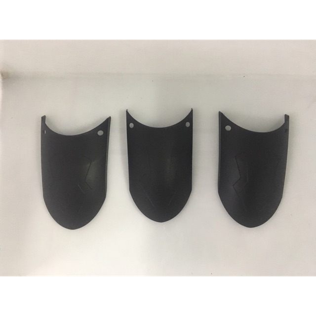 Dè nối trước Raider