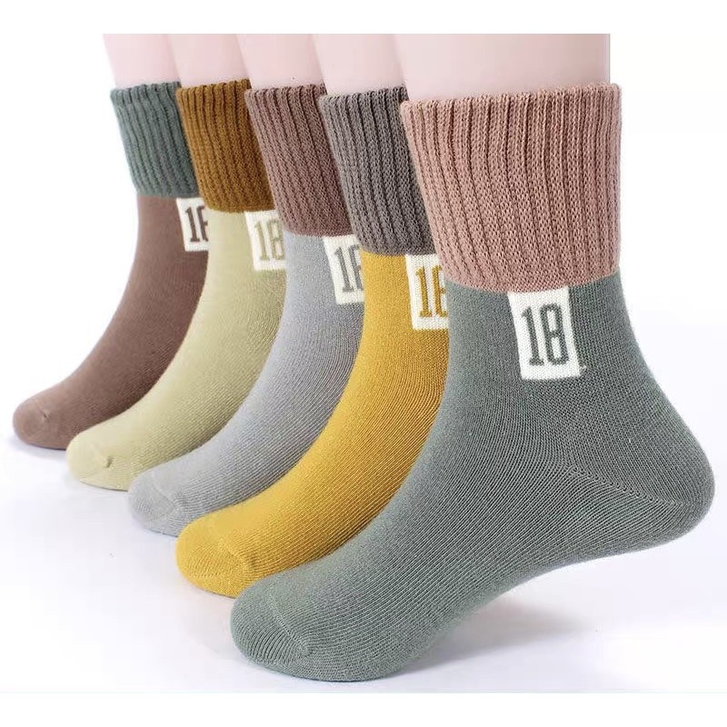 Set 5 đôi vớ số 18 size từ 6-8 tuổi