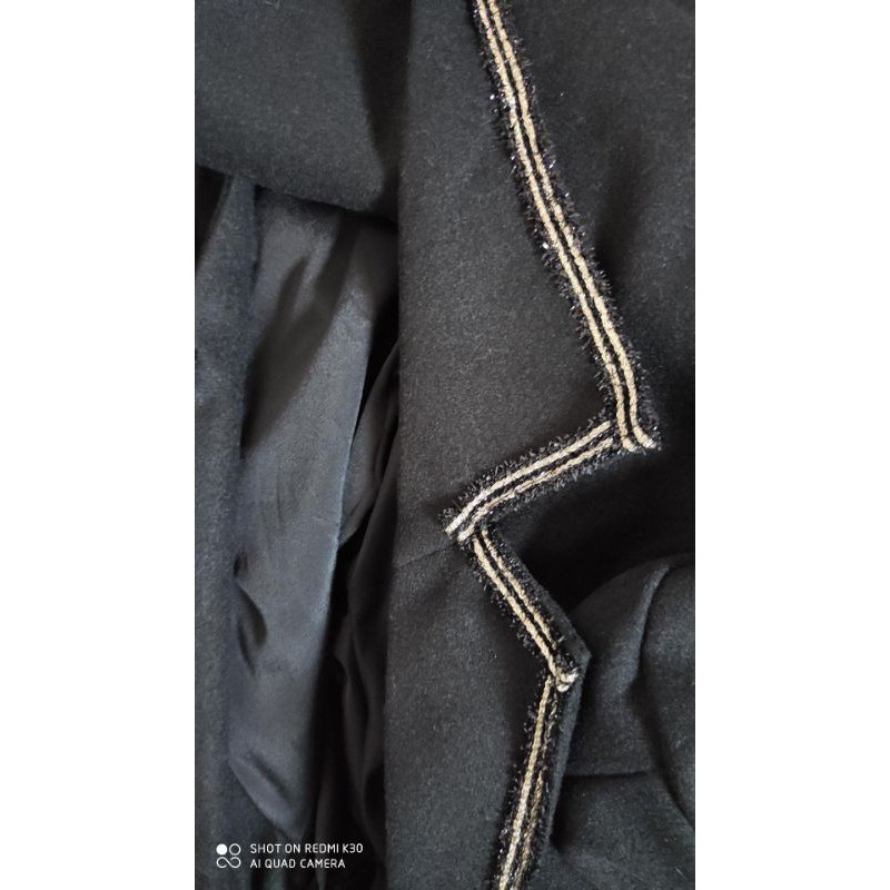 Áo Vest mỏng lên form sang