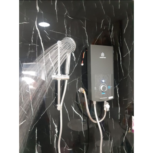 Máy nước nóng trực tiếp Ariston Aures Premium+ 4.5P Có Bơm trợ lực, Aures Premium+ 4.5 Không bơm, Dòng cao cấp