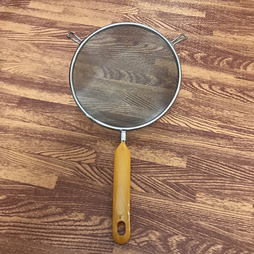 Rây lọc cháo, rây lọc thức ăn có tai đỡ, đường kính 14cm
