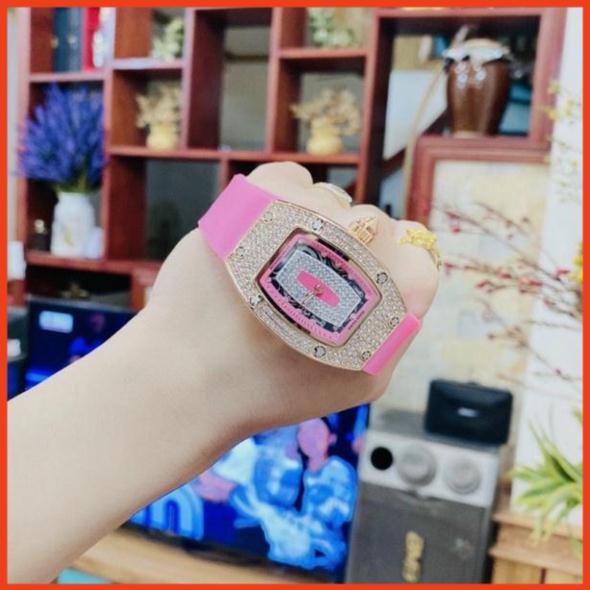 Đồng hồ nữ Richard miller dây silicon full đá sang trọng, hàng full box thẻ bảo hành 12 tháng.