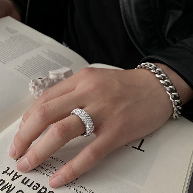 Nhẫn thép titan cá tính thời trang Âu Mỹ hip-hop kim cương đầy đủ nam và nữ trong thủy triều thiết kế thích hợp ngón trỏ
