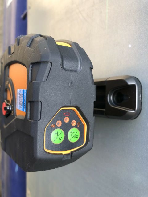 Máy cân mực laze LAISAI LSG609S 2 tia xanh - Dùng được pin tiểu và pin sạc