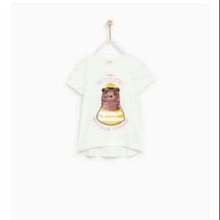 Áo gấu zara size 11-12. Pass  oder ms nhận nguyên tag mác còn mới tinh luôn nhé . Ngoài rất là đẹp luôn pass nhanh