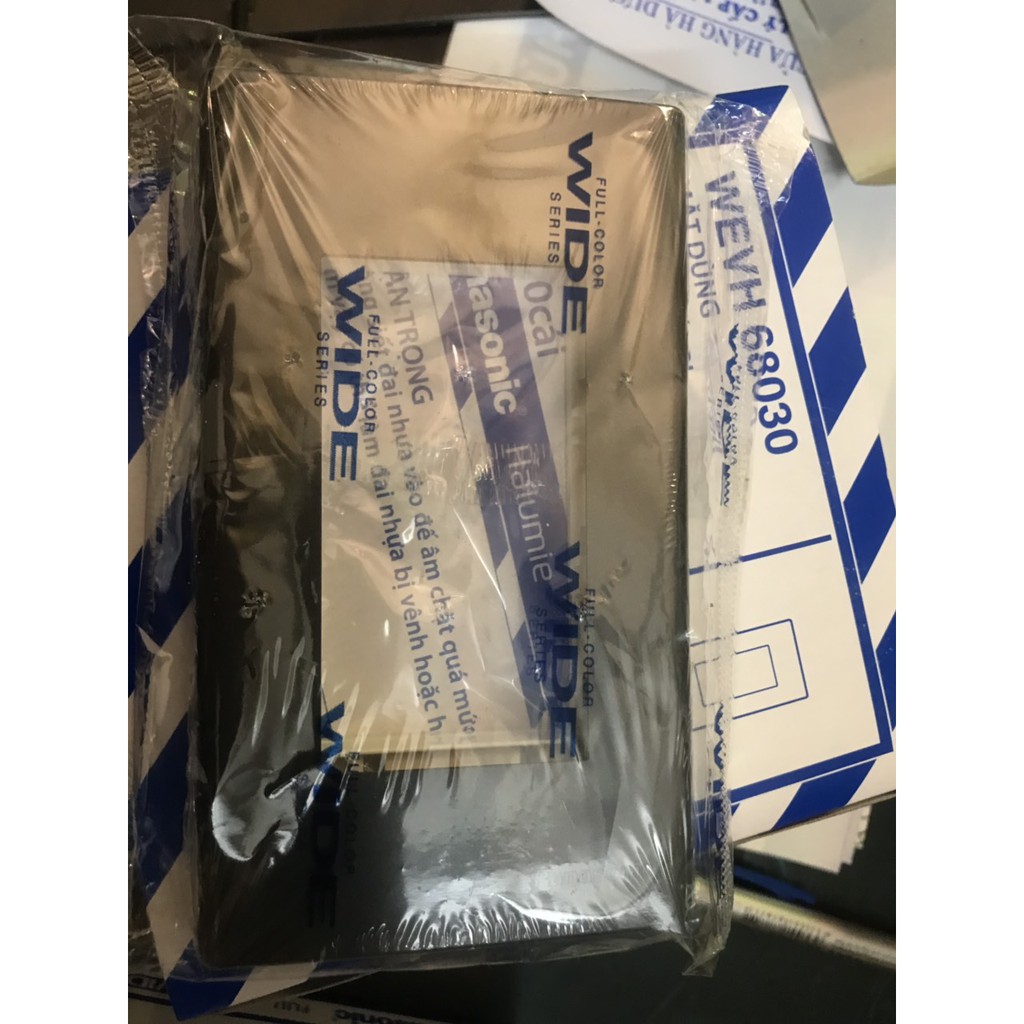 Mặt 1 ,2 ,3 , Mặt Kín Đơn , Mặt 1 CB Tép, Mặt Át Khối  Màu Đen Wide Panasonic