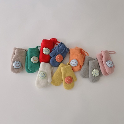 Găng tay lông cừu mềm mại co giãn họa tiết hoạt hình dễ thương dành cho bé gái 0-2 tuổi