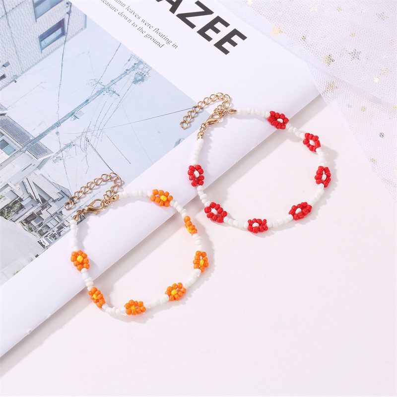 Vòng tay xỏ hạt thủ công họa tiết hoa phong cách Hàn Quốc