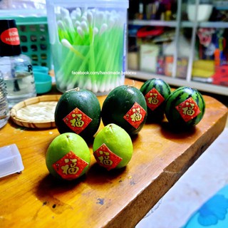Đồ chơi miniature 1:12_ Cặp trái cây dưa hấu, bưởi trưng Tết cho nhà búp bê