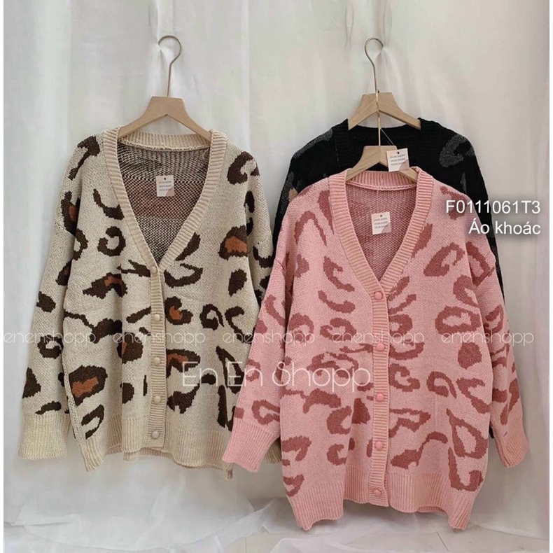 Áo khoát len họa tiết