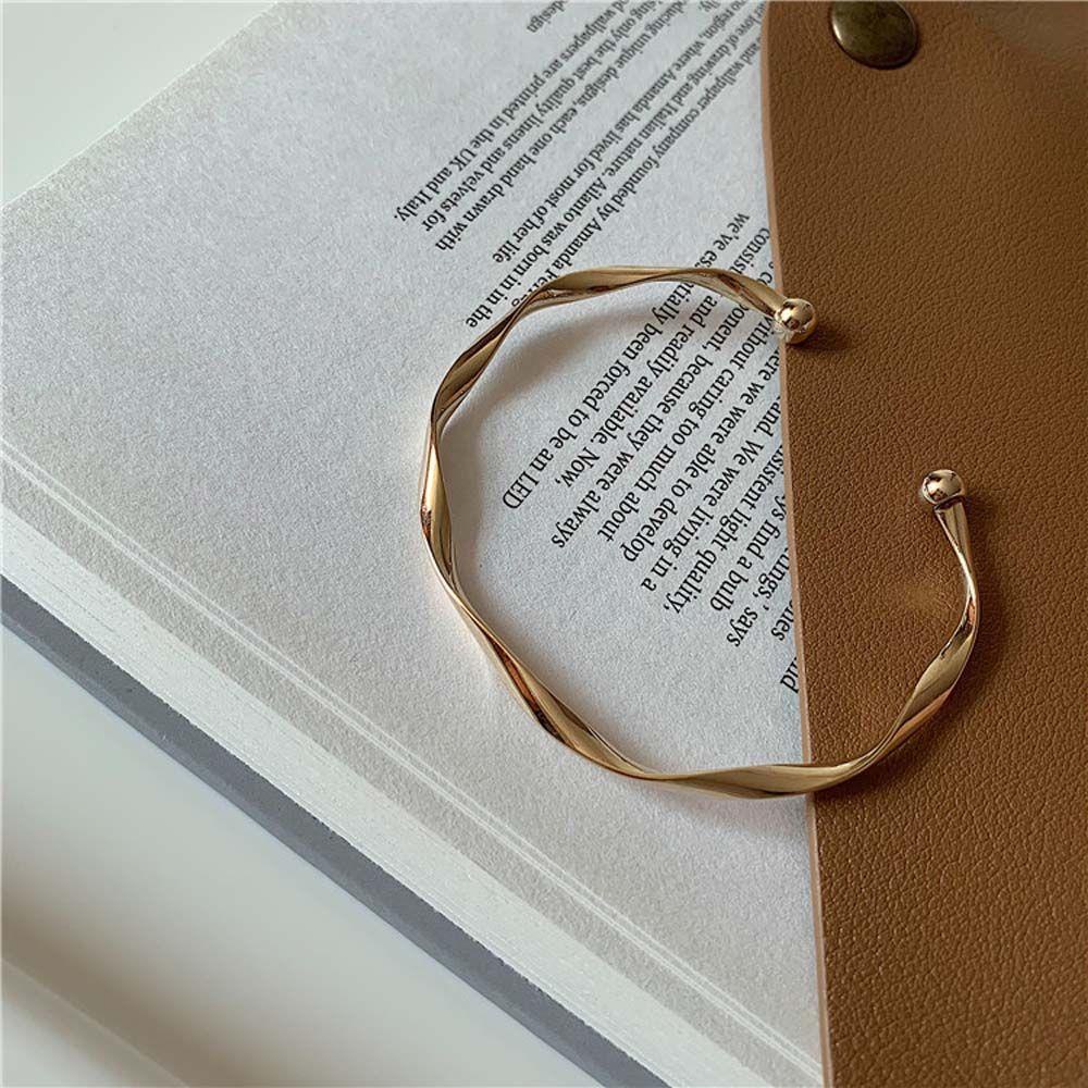 Vòng Tay Dạng Mở Phong Cách Retro Hợp Thời Trang Cho Nữ