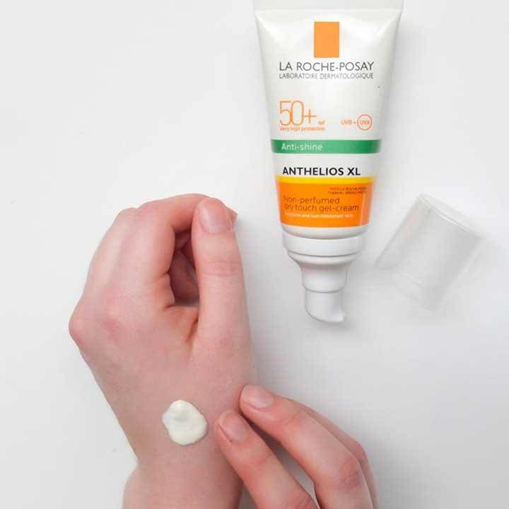 Kem chống nắng La Roche Posay Anthelios Anti Shine XL Dry Touch cho da dầu mụn