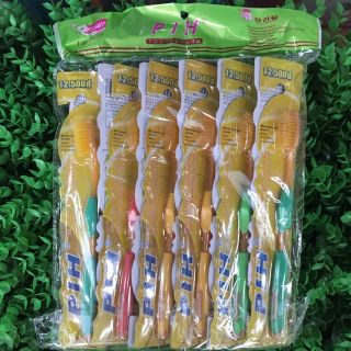 1 CÁI BÀN CHẢI ĐÁNH RĂNG
