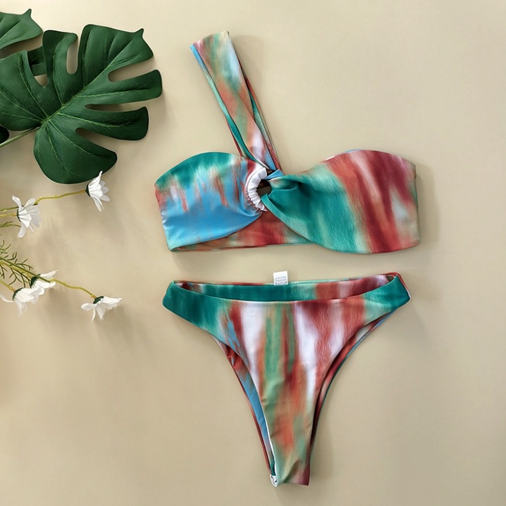 Set 3 món Bikini  Đồ Bơi kèm khăn choàng quấn Màu Loang Mẫu Mới 2022 Âu Mỹ kín đáo 2 mảnh sexy kiểu nữ 211220 DK2T501