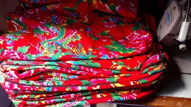 Áo dài con công cho mẹ